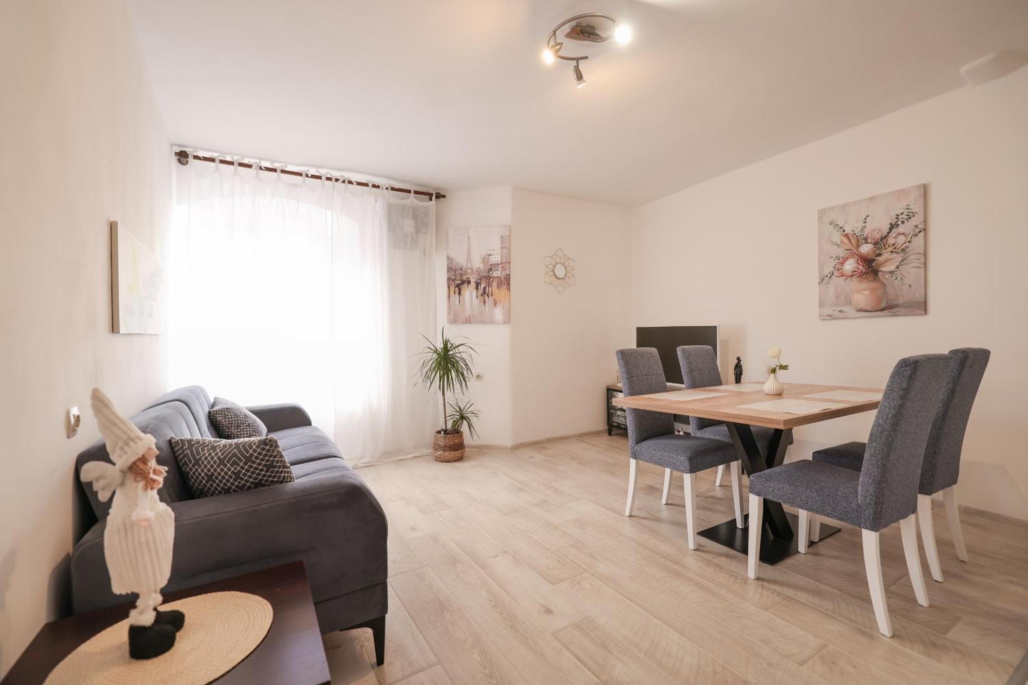Viva - 2 Bedroom Apt In City Centar 자다르 외부 사진
